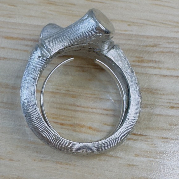 Trifari Silver Tone Bypass Ring Textured Bamboo Style Size 7.5 Vintage - Picture 4 of 14